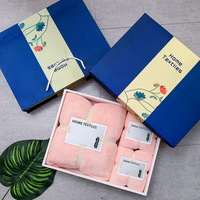 Ensemble de trois serviettes de bain imprimées 100 % coton, motif vintage mini, coffret cadeau, design boutique textile pour mariage