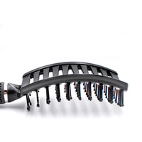 LUMA Wholesales Brosse à cheveux de massage en plastique et nylon incurvée pour un soufflage plus rapide