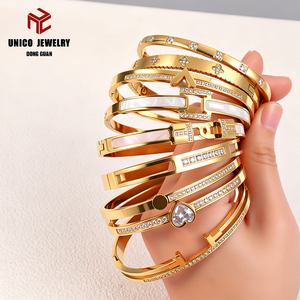 กำไลข้อมือแฟชั่นชุบทอง 18K PVD ไม่ลอก ไม่ดำ สำหรับผู้หญิง ขายส่งเพชร กำไลสแตนเลส - Product Image 3