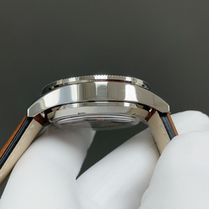 <strong>Men's</strong> Classic High-End Mechanical Watch Stainless Steel Case Genuine Leather Band Sapphire Crystal Moon Phase Pointer - Product Image 6