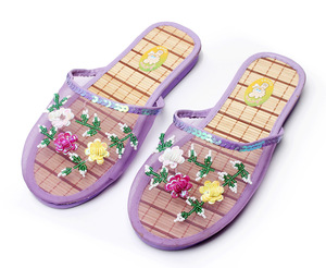 2025 New Arrival Design Indoor and Outdoor Fashion Women <strong>Beaded</strong> Slippesr <strong>Mesh</strong> <strong>Slipper</strong> - Product Image 4