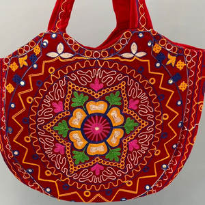 Sac fourre-tout rond artisanal tissé à la main, idéal pour la plage et le shopping, avec bandoulière, pour usage quotidien – Vente en gros à prix abordable - Product Image 2