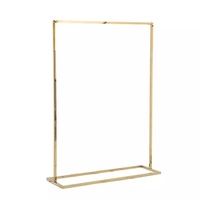 Porte-vêtements sur roulettes en acier inoxydable haut de gamme, moderne et élégant, avec taille personnalisable et montage facile pour les magasins de vêtements
