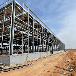 Forniamo Soluzioni Complete per Officine, Magazzini e Edifici Industriali in Struttura d'Acciaio, dal Progettazione all'Installazione - Product Image 6