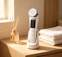 Appareil de beauté facial multifonctionnel pour la maison avec chaleur à température constante pour un massage corporel quotidien doux à domicile