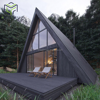 Maison triangulaire, maison en A, préfabriquée