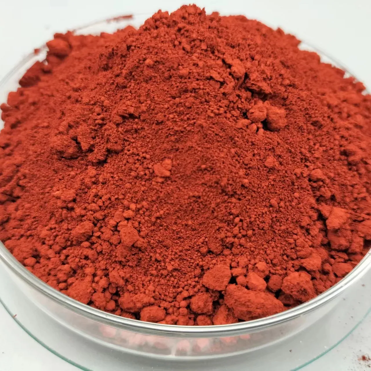 Hochleistungs-Eisenoxid synthetische Pigmente Eisenoxid rot 130 Preis für Beton Zement Kunststoff