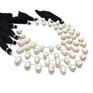 Perlas Naturales de 10 a 12 mm, Forma de Lágrima, Se Venden por Hilo de 8 Pulgadas de Largo - Product Image 1