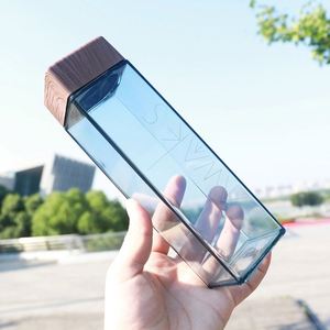 Bouteille d'eau en plastique transparente écologique portable de 480 ml avec couvercle en bois, bouteille d'eau carrée transparente de 16 oz, vente chaude - Product Image 5