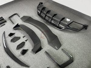 Top Style pour Lamborghini URUS Kit de <span class=keywords><strong>carrosserie</strong></span> en Fiber de carbone <span class=keywords><strong>prix</strong></span> usine lèvre avant diffuseur arrière jupe latérale Spoiler garde-boue miroir <span class=keywords><strong>bosse</strong></span> - Product Image 5