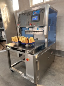 Máquina de Corte Ultrasónico de Alta Frecuencia Controlada por PLC, Competitiva, para Pasteles de Queso, Pan, Bocadillos, Productos Lácteos y Panadería - Product Image 5
