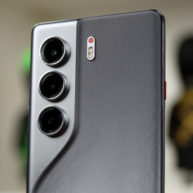 TECHNO CAMON 40 PRO 1200 Touch Response Levels Precision Vibration Motor 4K 108MP LTE CDMA Compatibility Haptic Feedback