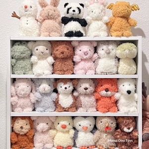 Peluche a forma di maiale in stile cartone animato della serie UK Little Curly Hair Small Animal, imbottito in cotone PP, per adolescenti e adulti, per macchine a griffa, all'ingrosso - Product Image 3