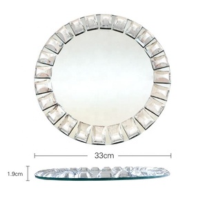 Plats de chargeur en cristal de miroir rond de 13 pouces avec des assiettes en verre argenté à bord perlé de <span class=keywords><strong>diamant</strong></span> pour la fête de mariage pour un usage domestique - Product Image 2