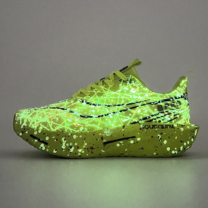 Chaussures décontractées lumineuses et tendance de haute qualité pour hommes, légères, amortissantes, respirantes, chaussures de sport - Product Image 1