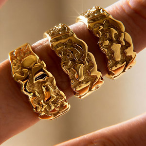 Anillos Resistentes al Deslustre e Impermeables de Buena Calidad, Anillos de Acero Inoxidable 316L Chapados en Oro PVD de 14k y 18k, Anillos Nugget para Mujer - Product Image 1