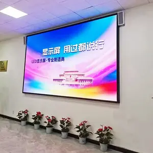 55 אינץ מקורה Statium Led מסך P2 וידאו סרט סין מכירה לוהטת פיקסל Rgb כוח צבע לשחק מצב שעות