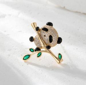 Broche de Casamento Elegante em Liga Banhada com Pérolas e Design de Dupla Flauta, Alfinete que Realça Seu Estilo, Corsage Luxuoso, Acessório Moderno - Product Image 3