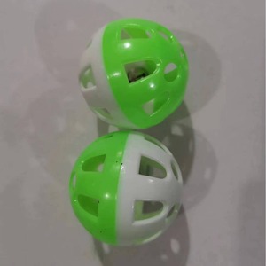 Toptan Ekolojik Basit Sıkıntı Giderici Evcil Hayvan Oyuncakları Kediler ve Köpekler için Plastik Boş Top Zil ile - Product Image 3