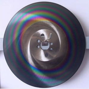 Lâmina de Serra Circular de Aço Rápido HSS Grau Industrial para Corte Redondo de Tubos Metálicos Processo de Prensagem a Quente Personalizável OEM - Product Image 1