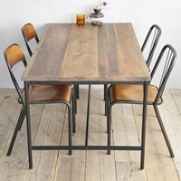 Chaise de salle à manger industrielle en métal noir de haute qualité, ergonomique, empilable, avec siège en bois, style mi-siècle européen