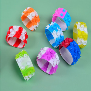 <span class=keywords><strong>Pulsera</strong></span> de silicona creativa de 22 cm con ventosa, diseño de succión reforzada, juguete antiestrés, <span class=keywords><strong>pulsera</strong></span> de descompresión para relajarse - Product Image 3