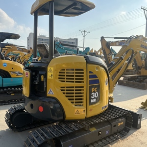 Mini-excavatrice Komatsu PC30MR d'occasion, rapide et pratique, 3 tonnes, hydraulique, petite excavatrice sur chenilles Komatsu PC40 d'occasion - Product Image 1
