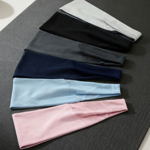 Bandeau de sport absorbant la transpiration pour l'entraînement, vente en gros, pour femmes et hommes, personnalisable avec logo, pour le basketball, le football et la gym - Product Image 3