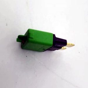 Mini disjoncteur réinitialisation automatique treuil à fusible à lame large disjoncteur automobile DC32V - Product Image 4