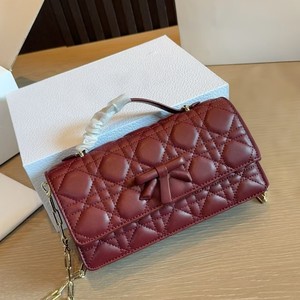 Quilted Chain Bag Women Burgundy Diamond Stitching Bow Shoulder Crossbody Bag Lady Style Everyday Use Spring 2026 - Product Image 1