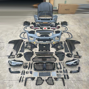 Kit de Carrocería Estilo X5M de Alta Calidad para E70 2006-2013, Parachoques Atornillables con Recortes para Sensores de Asistencia de Estacionamiento, Incluye Tornillos - Product Image 1