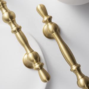 Poignées de meuble en laiton minimalistes SANTAYA pour chambre à coucher, type goutte d'eau, longues, pour commode, porte de meuble et armoire, tiroir de cuisine - Product Image 3