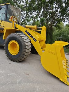 Komatsu-Pelleteuse d'origine 380 Wa380, fabriquée au Japon, en bon état, à faible durée de fonctionnement, avec composants de moteur central - Product Image 4