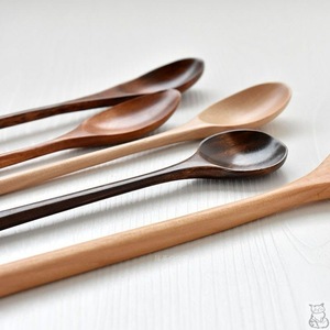 ชุดช้อนไม้สไตล์ญี่ปุ่น ช้อนกลมแบบเป็นมิตรกับสิ่งแวดล้อม สำหรับตักซุป เครื่องปรุง และภาชนะบนโต๊ะอาหาร - Product Image 2