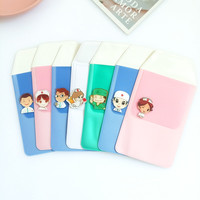 Étui à crayons en PVC anti-fuite avec motif de dessin animé mignon pour infirmière et médecin, design personnalisé, marque Yilan, pour les écoles et les bureaux, en plastique épais