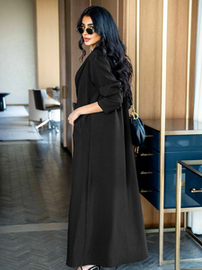 Conjunto de Traje de 3 Piezas ODM de Color Sólido, Incluye 1 Elegante Túnica Abierta con Cuello y Botones, 1 Chaleco Interior sin Mangas y 1 Pantalón Corto - Product Image 4