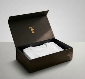 Boîte d'Expédition et d'Emballage de Vêtements en <span class=keywords><strong>Carton</strong></span> de Luxe avec Fermeture Magnétique Personnalisée, Faible MOQ - Product Image 1