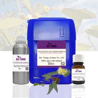 Huile essentielle d'eucalyptus pure en vrac directe d'usine pour aromathérapie de diffuseurs