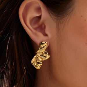 Orecchini a Perno Dorati E3817 in Lega di Zinco, Gioielli Unisex alla Moda - Product Image 2