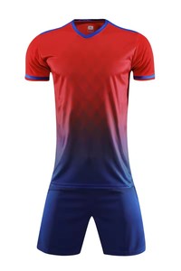Maillot de football d'équipe imprimé de haute qualité, respirant, à séchage rapide, écologique, à manches courtes, personnalisé pour l'été - Product Image 4