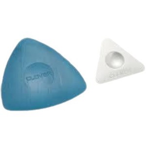 ชอล์กสามเหลี่ยมโคลเวอร์ 24-002 สีขาว สำหรับเย็บผ้าและงานปะติดแบบพกพา - Product Image 5