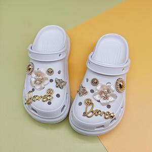 Venta por Juego de Dijes para Zapatos para Mujeres y Niñas, Joyería de Diseño Brillante, Cadena de Metal con Diamantes de Mariposa, Dijes para Zapatos, Decoraciones para Zapatos - Product Image 2