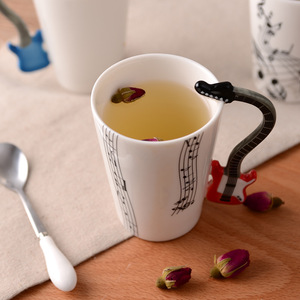 Tasse à café originale en forme de note de musique, tasse à café créative en céramique en forme de guitare pour cadeau - Product Image 5