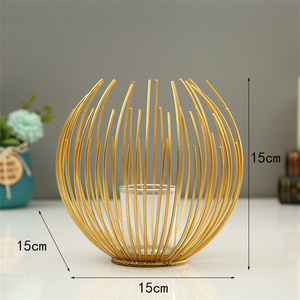 Vente en gros d'ornements personnalisés, chandeliers en acier inoxydable, accessoires de table à manger, décorations de <span class=keywords><strong>mariage</strong></span>, décorations religieuses de Pâques - Product Image 5