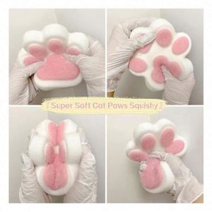 Gigante Tabi Squishy de 12cm, Paquete Grande de 8 Piezas, Juguetes Blandos de Silicona, PVC y PU Ecológicos, Oso de Goma para Adultos, Envío Gratis, Divertido - Product Image 5