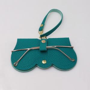 Nouveau design de pochette <span class=keywords><strong>pour</strong></span> <span class=keywords><strong>lunettes</strong></span> de soleil en cuir PU étui à <span class=keywords><strong>lunettes</strong></span> logo personnalisé de luxe étui <span class=keywords><strong>pour</strong></span> <span class=keywords><strong>lunettes</strong></span> de soleil vente en gros - Product Image 5