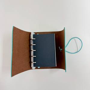 Ensemble de peinture artistique portable de qualité supérieure avec peintures à l'eau et palette pour fournitures scolaires et de bureau - Product Image 2