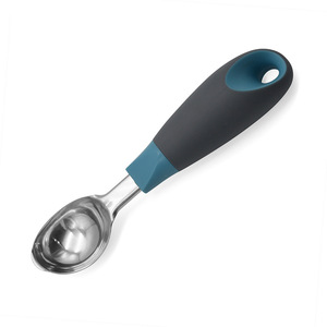 Meilleures ventes - Ensemble d'ustensiles de cuisine écologiques en acier inoxydable et silicone avec poignées ergonomiques en caoutchouc antiadhésif, couleur personnalisée - Product Image 6