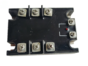 เซ็นเซอร์ควบคุม PLC โซลิดสเตตรีเลย์ ของแท้ใหม่เอี่ยม รุ่น D53TP50D - Product Image 1