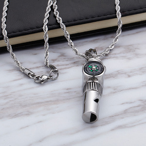 Collar con Colgante de Acero Inoxidable con Diseño de Brújula Creativa Europea y Americana para <span class=keywords><strong>Hombre</strong></span> y Mujer, Venta al por Mayor - Product Image 1